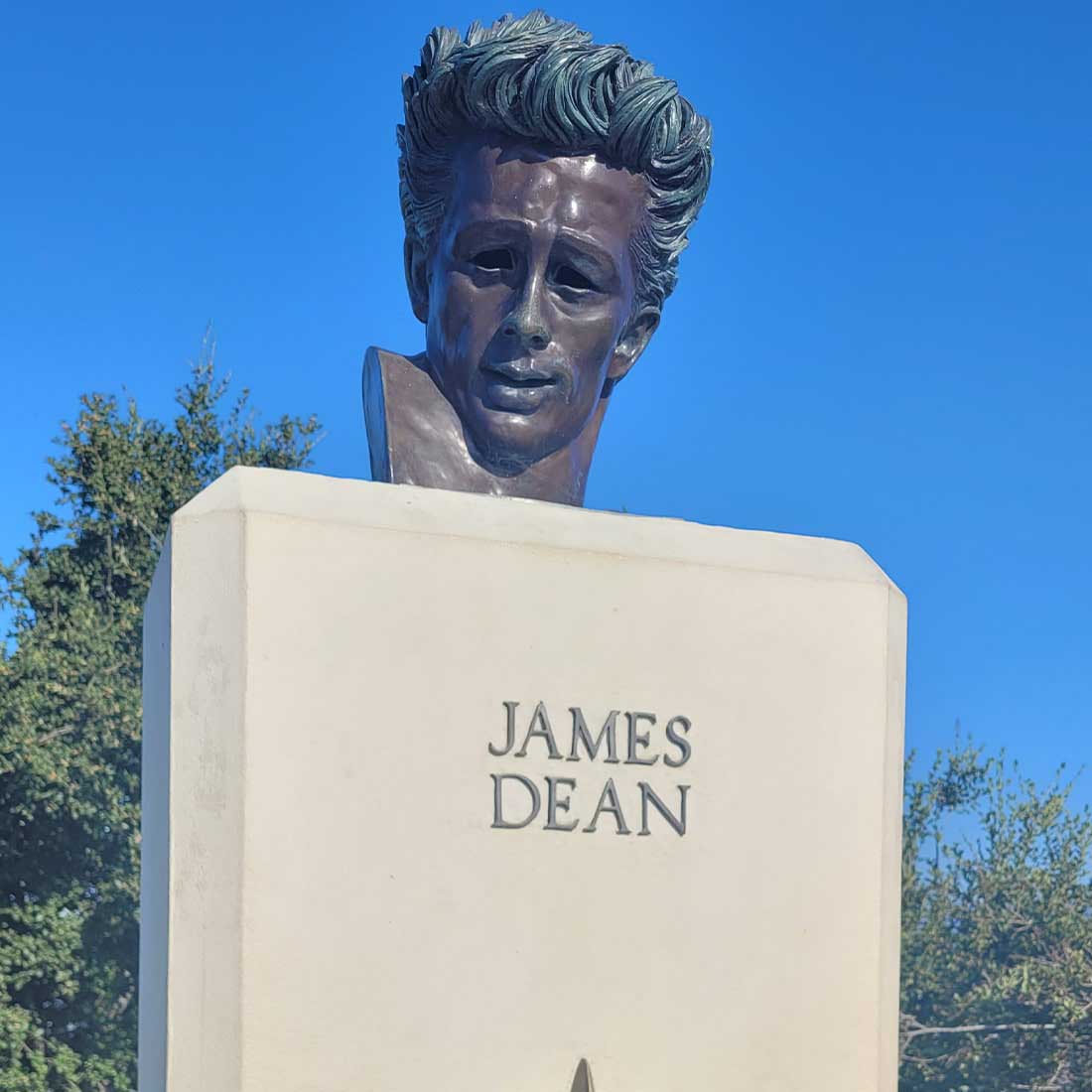 map-hike5-D 10G-James-Dean-Bust