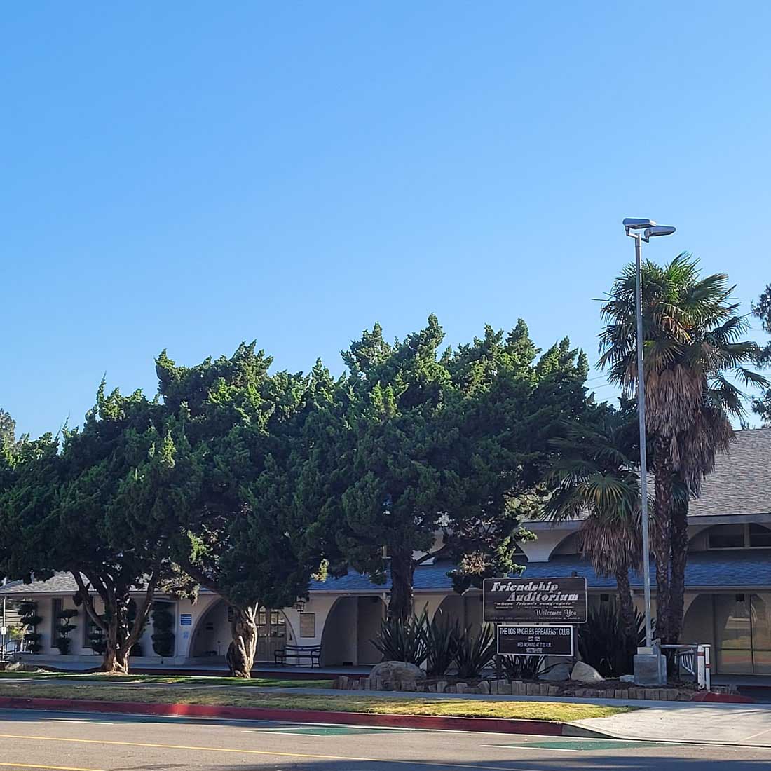 2O-Friendsship-Auditorium-Sign