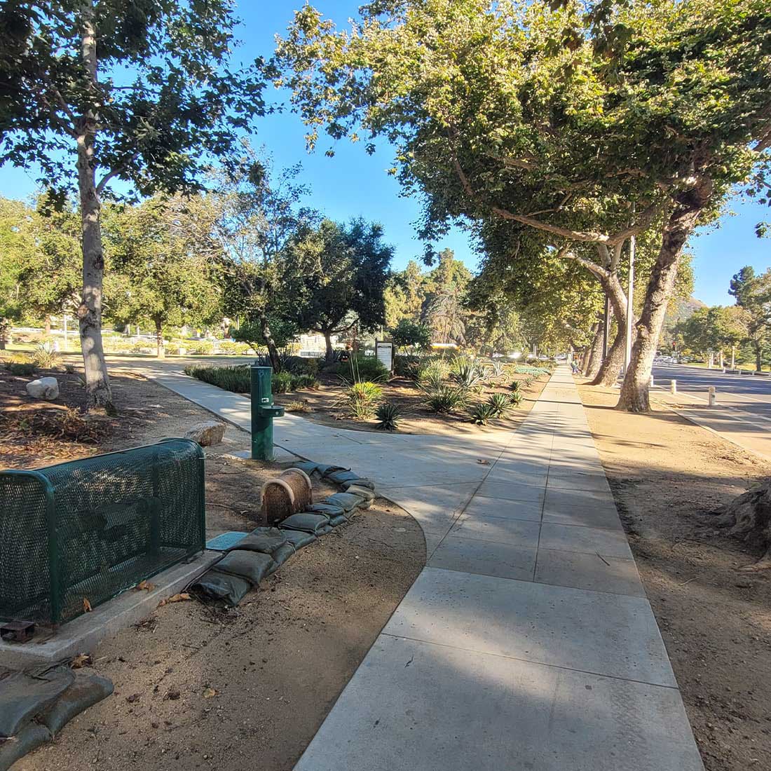 2R-Alt-Sidewalk-W-of-Riverside