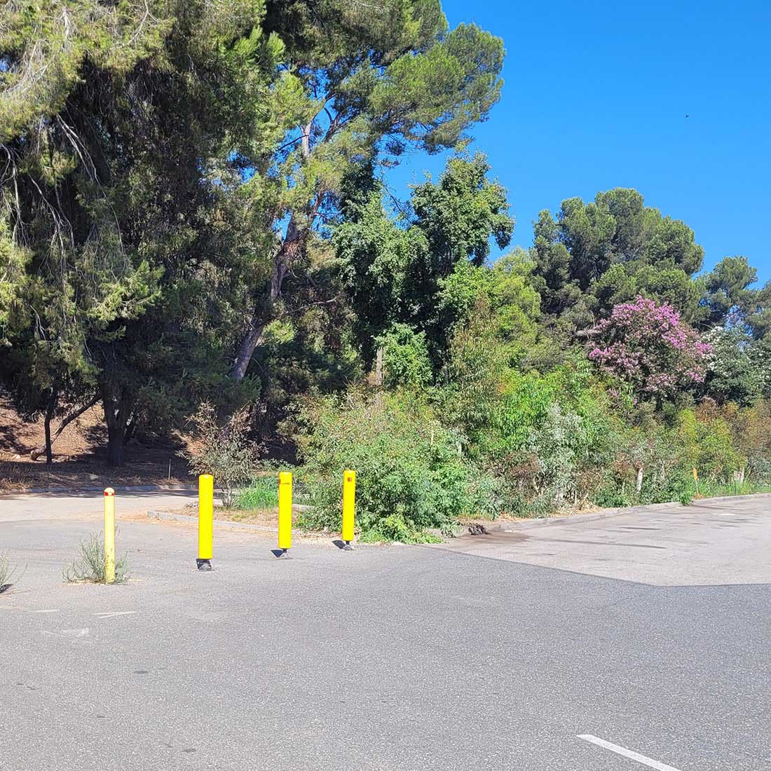 map-hike5-D 8H-Yellow-Bollards